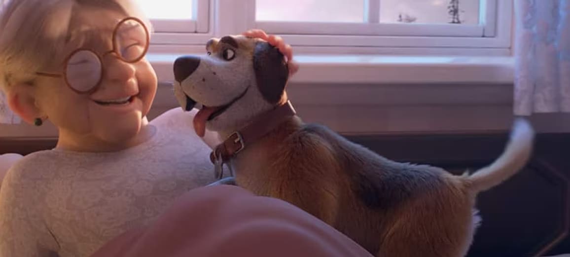 Donna felice di vedere un cane